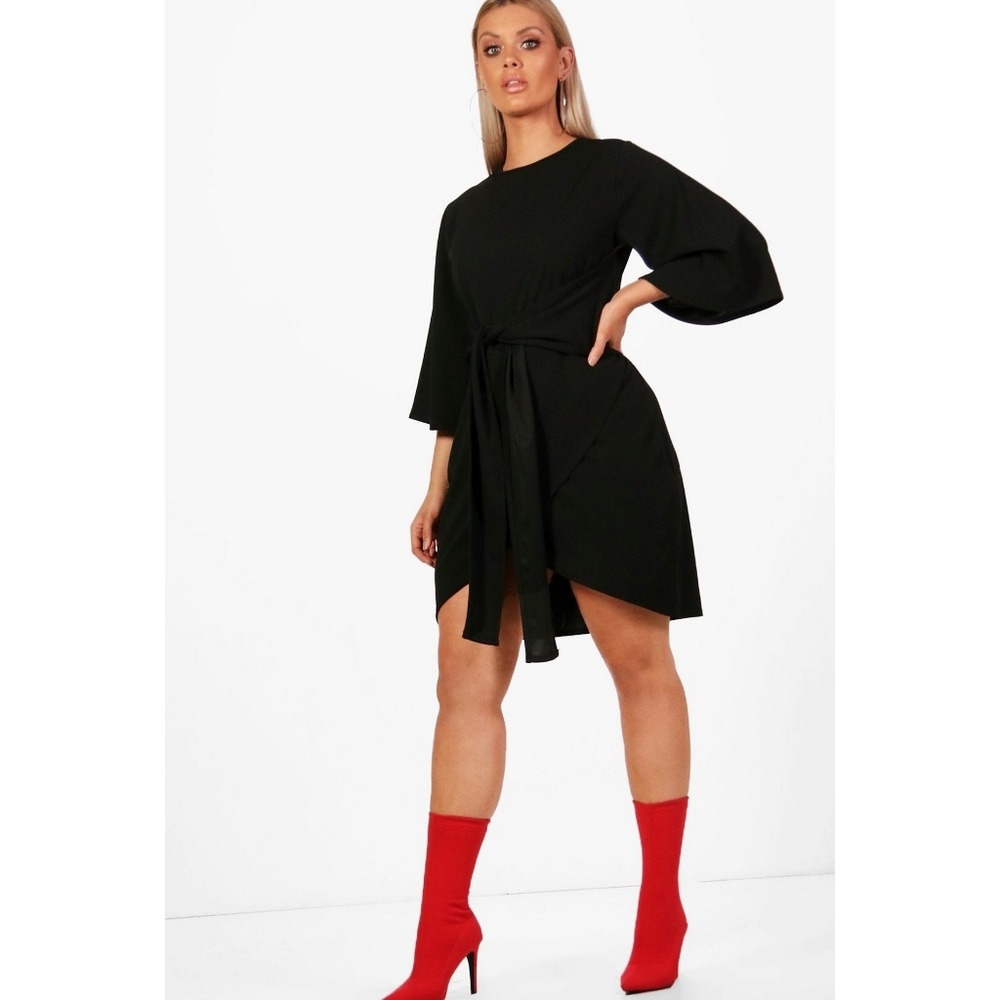 Plus Size Tie Waist Dress